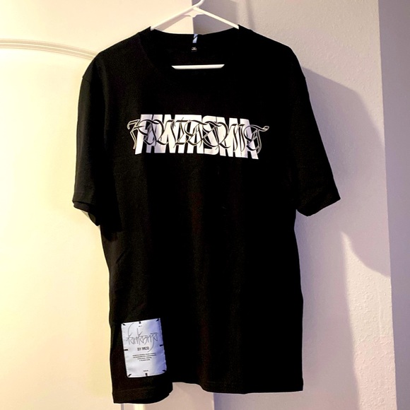 Authentic beautifully patterned t shirt - Picture 1 of 6